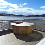 Holiday home Lyngen Fjordcamp *