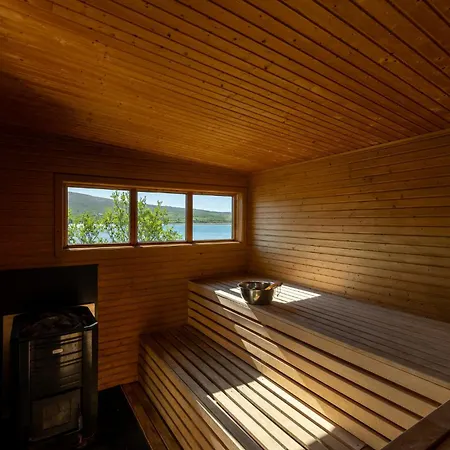 Lyngen Fjordcamp