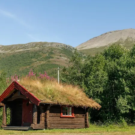 Lyngen Fjordcamp Holiday home *