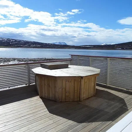 בית נופש Lyngen Fjordcamp *