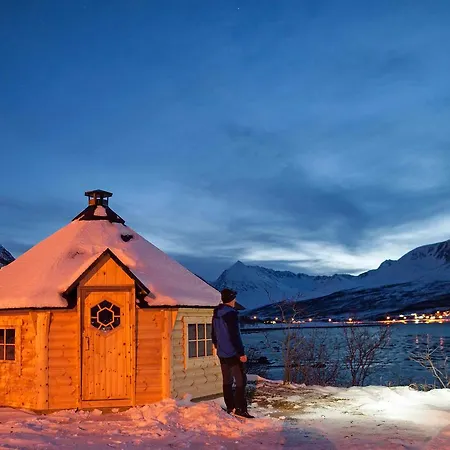 Lyngen Fjordcamp * Nord-Lenangen
