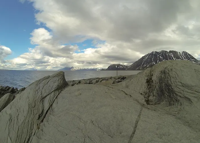 Semesterbostad Lyngen Fjordcamp Nord-Lenangen